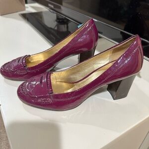 Coach Plum Patent Leather Vintage Heels. Old Hollywood, old money, 40/50’s